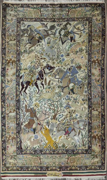 Tapis Ispahan en laine et soie (chaîne en...