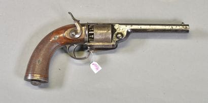 FRANCE

Devisme piston revolver, squared...