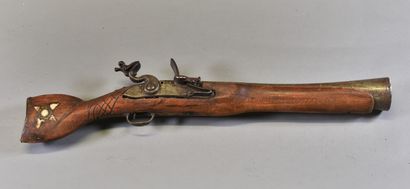 FRANCE

Tromblon for export 

Wooden frame,...