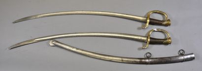 FRANCE

Sabre of officer of gunner mounted...