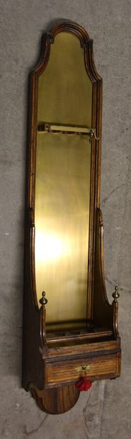 FRANCE

Gun rack with three compartments

In...