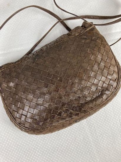 BOTTEGA VENETA

Petit sac porté épaule en...