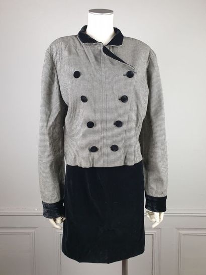KARL LAGERFELD

Ensemble comprenant une veste...