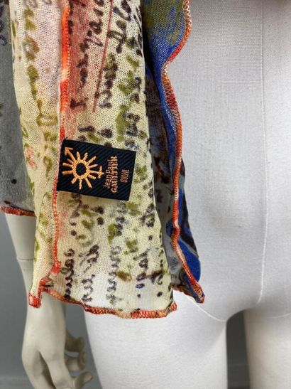 JEAN PAUL GAULTIER Soleil

Echarpe en tulle...