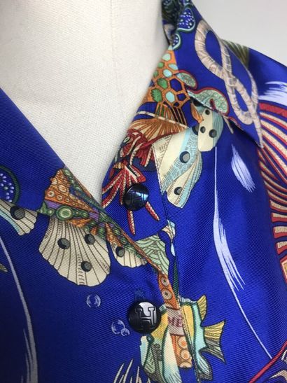 HERMES Paris

Polo à col et devant en twill...