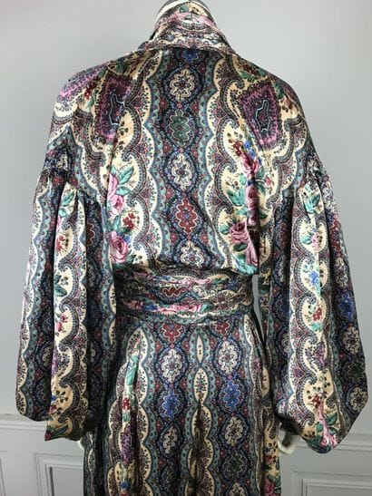 CHRISTIAN LACROIX 

Luxe Paris bolduc portant...