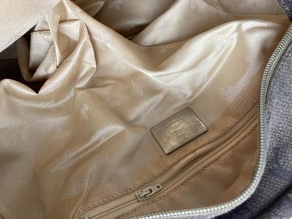 VIVIENNE WESTWOOD

Sac porté main en daim...