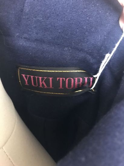 YUKI TORII

Veste en drap marine, large col...
