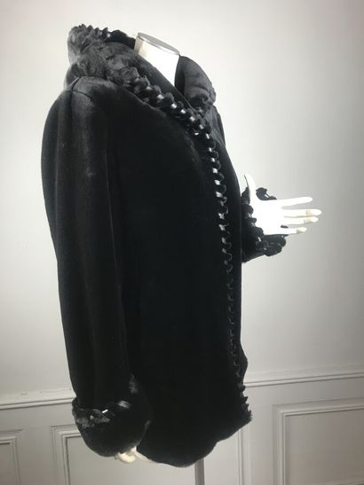 JONES NEW YORK

Veste trois-quarts en fausse...