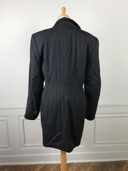 ATSURO TAYAMA

Veste 7/8ème noir froncé façon...