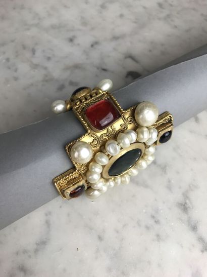 CHANEL par GRIPOIX, prototype non signé

Important...
