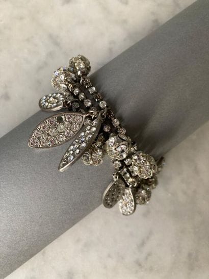CHANEL, circa 1982 par Guibourgé

Non signé

Bracelet...