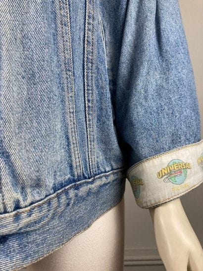 EMEA

Denim jacket with 