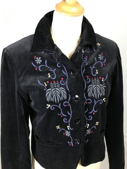 JUNGLE JAP

Veste en velours de coton noir...
