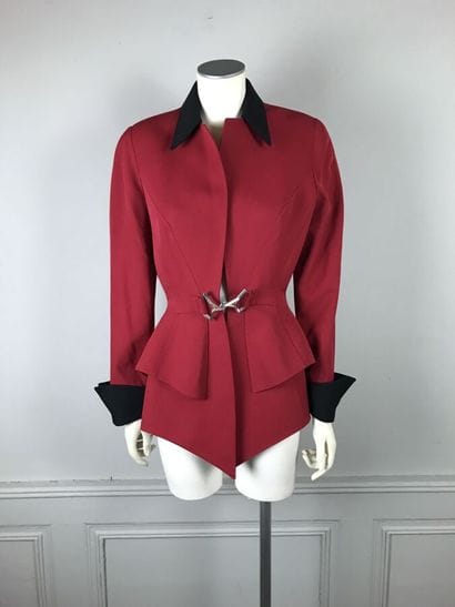 THIERRY MUGLER

Circa 1990

Veste en gabardine...