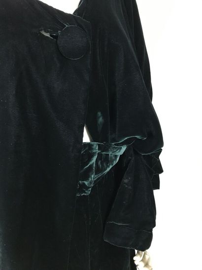ADELINE ANDRE 

Haute-Couture

Ensemble en...