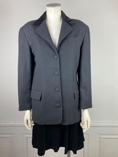 MICHEL KLEIN, ANONYME

Veste en drap noir,...