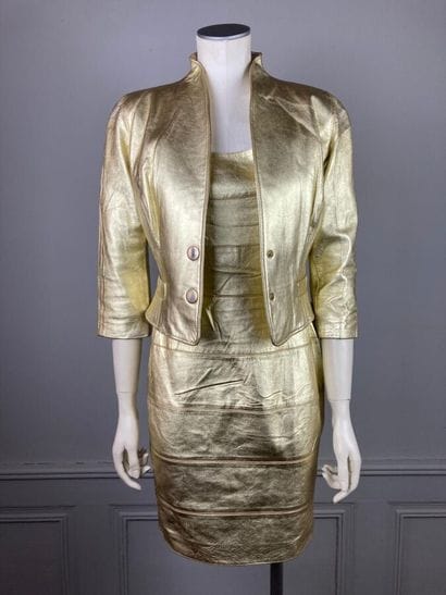 JUNKO SHIMADA

Ensemble en cuir métallisé...
