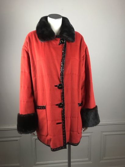 CHRISTIAN DIOR

Manteau 3/4 réversible, en...