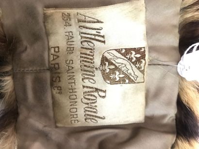 A L'HERMINE ROYALE

Écharpe en panthère doublée...
