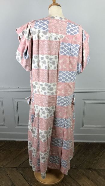 GUY PAULIN IKGF, 1983

Robe longue en voile...