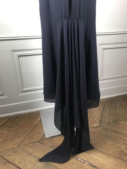 CHANEL Boutique automne 1993

Jupe longue...