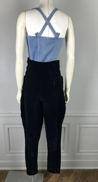 CHANTAL THOMASS Suite, CHANTAL THOMASS

Ensemble...