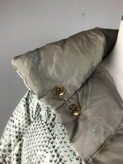 CHRISTIAN DIOR 

Boutique numéro 76498

Veste...