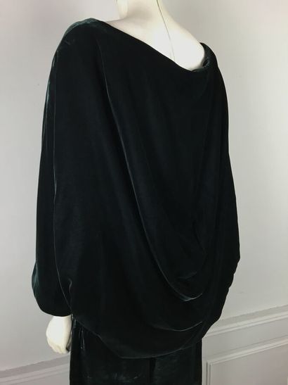 ADELINE ANDRE 

Haute-Couture

Ensemble en...
