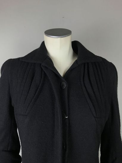 GARDEM Paris

Manteau long en lainage noir,...