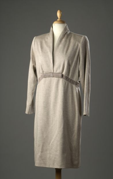 GIVENCHY Haute Couture n°85485

Robe au genou...