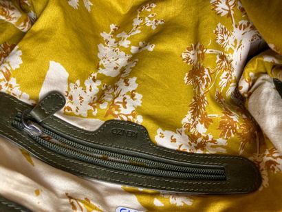 KENZO

Sac en toile enduite imprimée de berlingots...