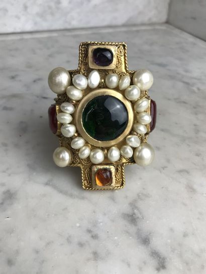 CHANEL par GRIPOIX, prototype non signé

Important...
