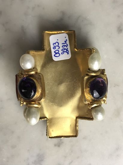 CHANEL par GRIPOIX, prototype non signé

Important...