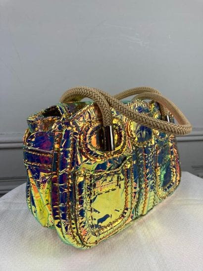 JAMIN PUECH

Sac en cuir irisé à surpiqures...