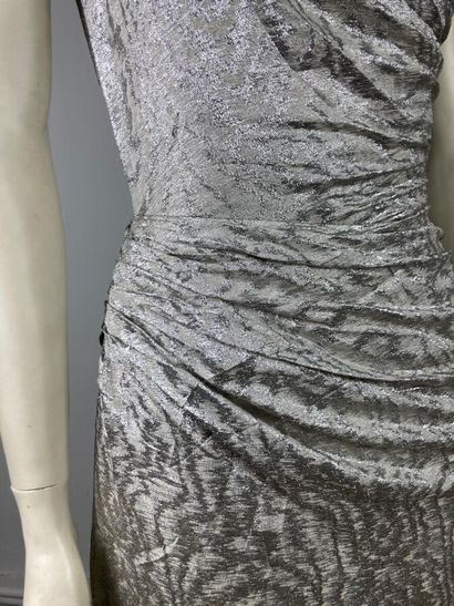 VICKY TIEL 

Circa 1978

Robe longue en lamé...
