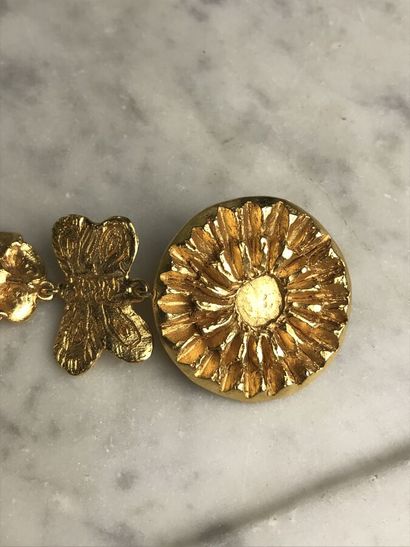 CHRISTIAN LACROIX

Paire de clips d'oreilles...
