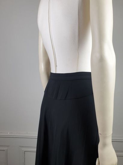 THIERRY MUGLER

Lot comprenant deux jupes...