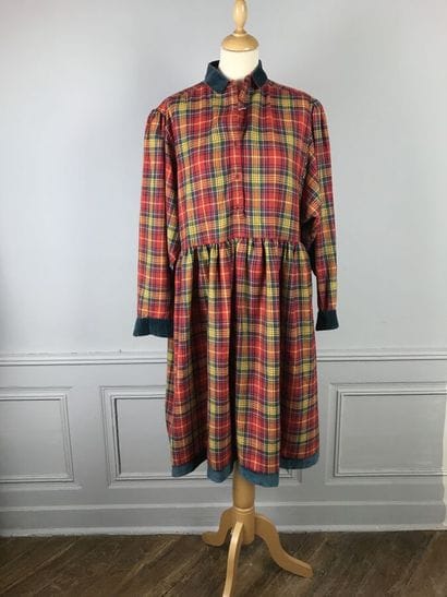 KENZO

Robe en étamine de laine écossais...