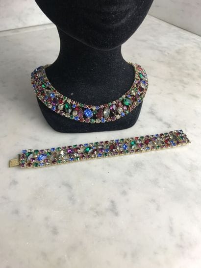 FRIED

Lot comprenant un bracelet et un collier...