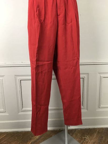 MARITHE & FRANCOIS GIRBAUD S.P.Q.R.CITY.

Pantalon...