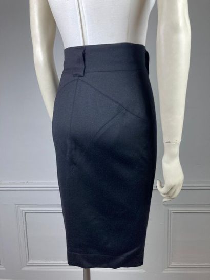 ALAIA

Jupe courte ajustée en gabardine de...