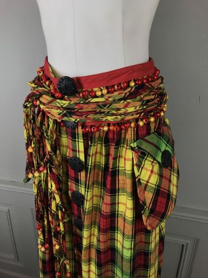 LIE SANG BONG

Jupe extra longue ou robe...
