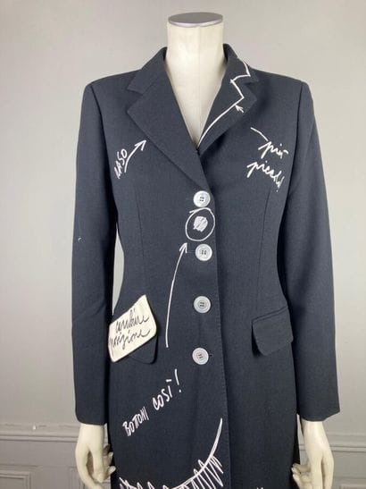MOSCHINO Couture

Veste 7/8 en toile viscose...