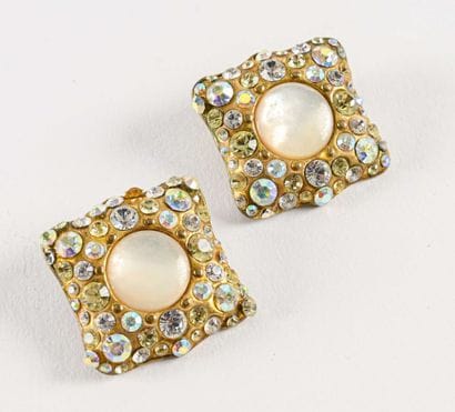 YVES SAINT LAURENT Rive Gauche. 

Paire de...