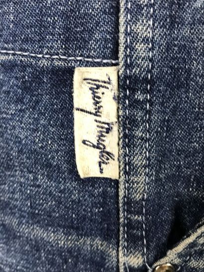 THIERRY MUGLER

Pantalon denim effet de découpes...