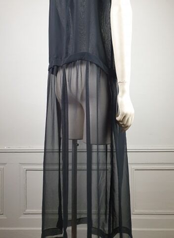 COMME DES GARCONS COMME DES GARCONS

Lot...