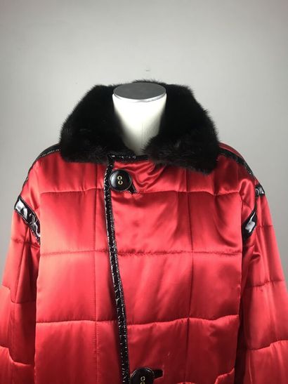 CHRISTIAN DIOR

Manteau 3/4 réversible, en...