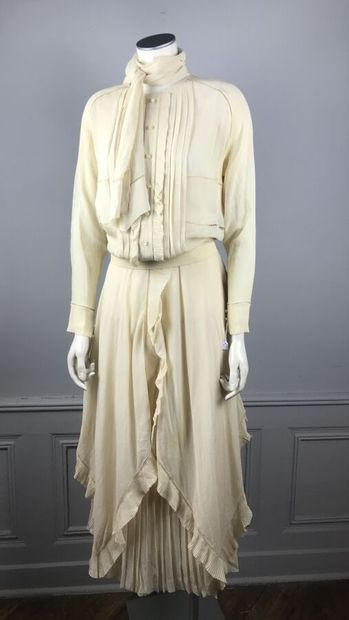 CHLOE sans griffe

Ensemble en mousseline...