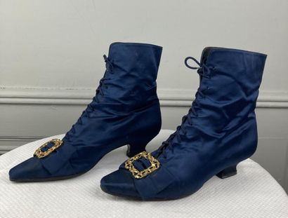 CHRISTIAN LACROIX Ready to wear

Pair of...